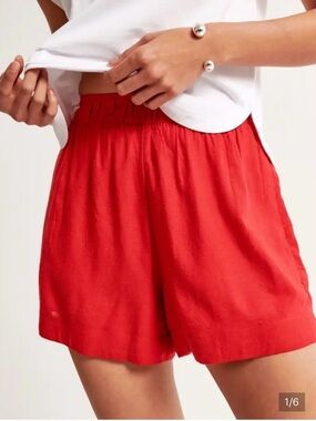 Pink Women's Elastic-Waist Shorts